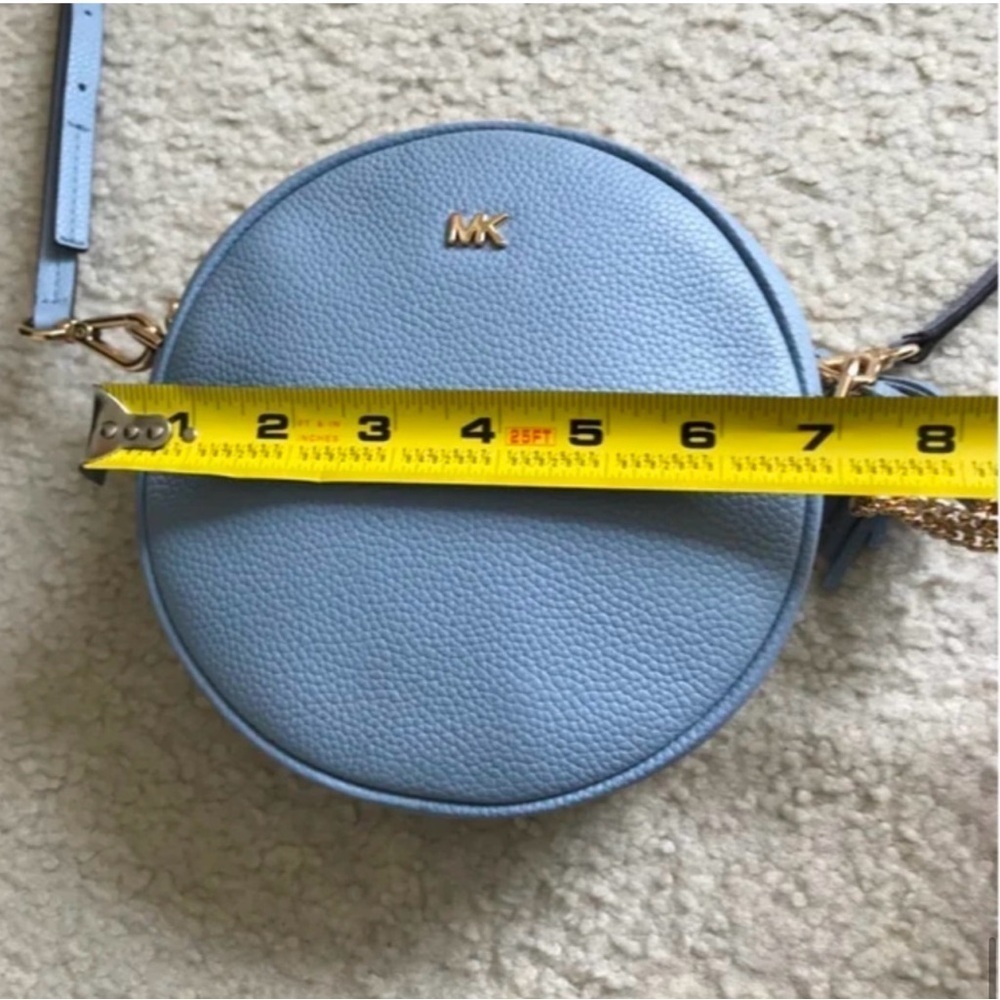 MICHAEL KORS LEATHER CIRCLE CANTEEN CROSSBODY WITH MATCHING CARD HOLDER EUC - Picture 8 of 10